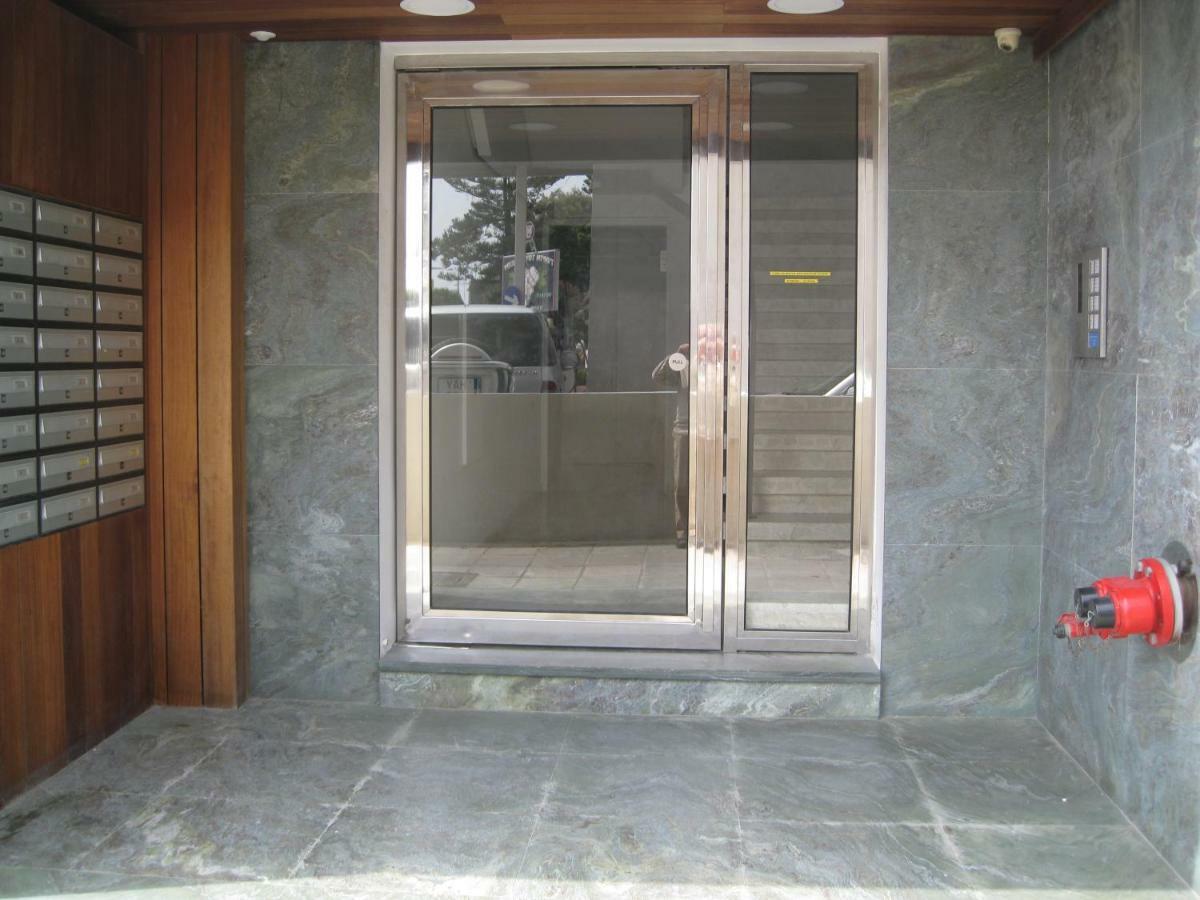 Apartamento Mediterranean Breeze Limassol Exterior foto